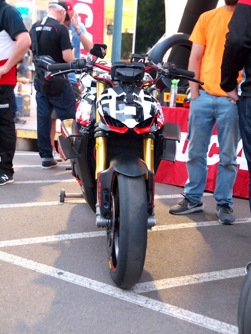 Illustration for article titled PPIHC Fan Fest Dump